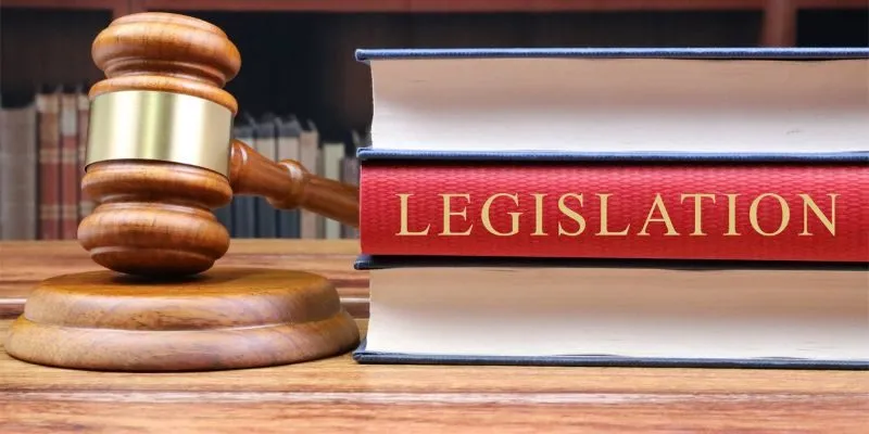 Regulations on licensing and market entry